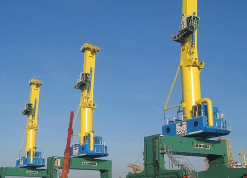 Liebherr Container Cranes 